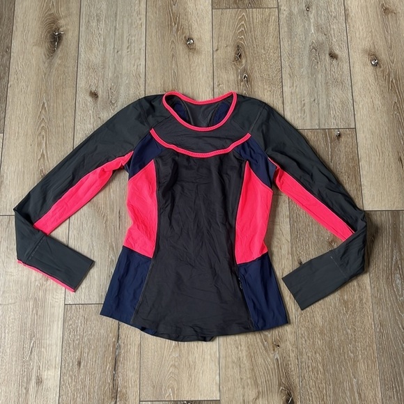 Lululemon Trail Bound Long Sleeve in Deep Coal / Deep Navy / Electric Coral - Picture 2 of 9